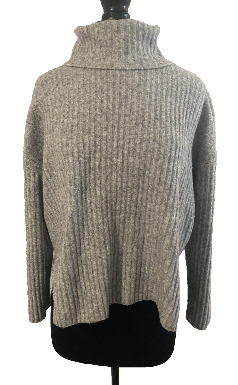 H&M Womens Turtleneck Sweater Size Medium Oversized Grey Wool Blend Cottage Core